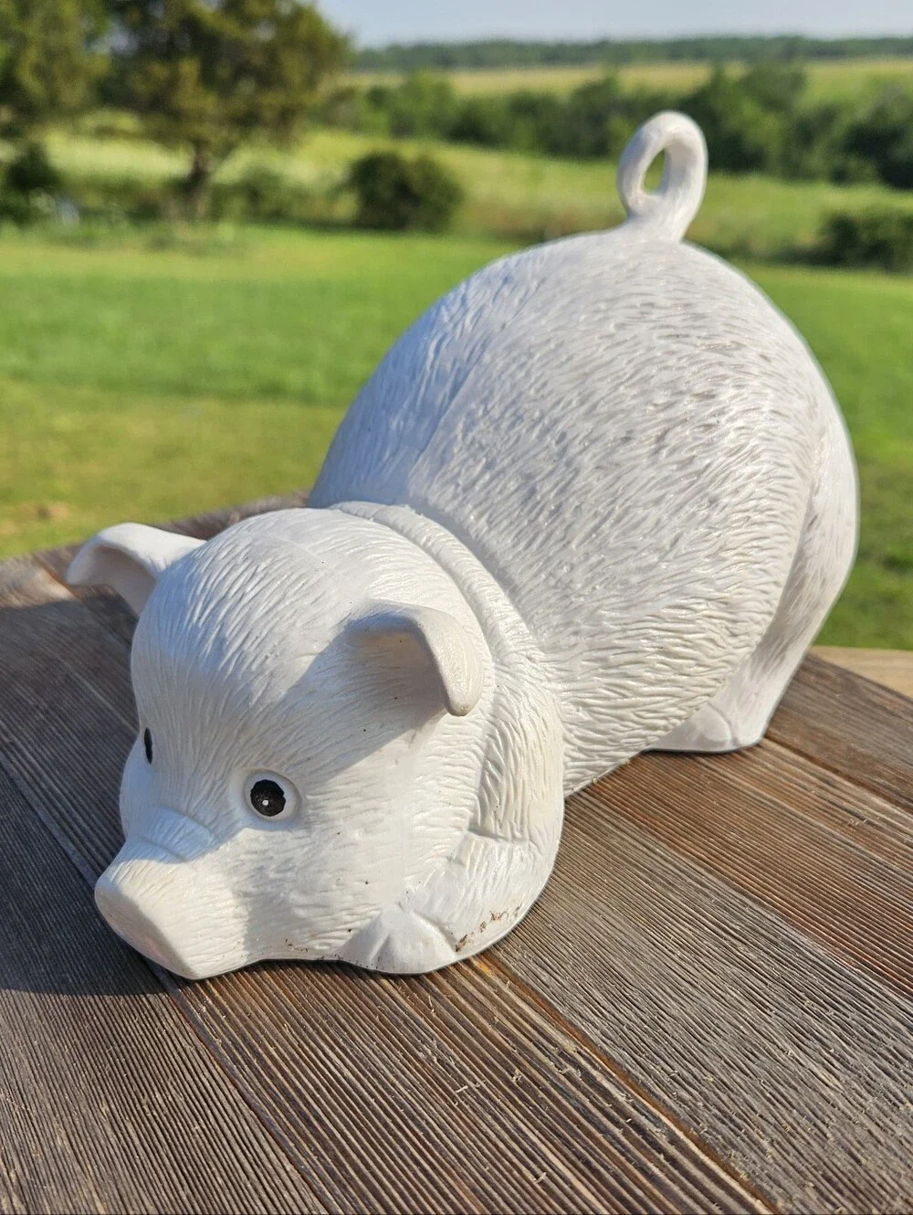 FARMHOUSE CUTE PIG STATUE Garden Decor Plump Piglet Figurine White Resin